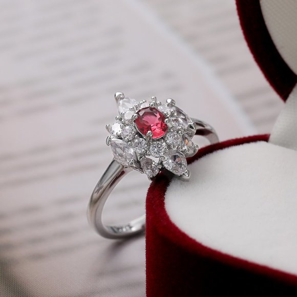 💍LUXURY RUBY OLD MINE DIAMOND NOBLE SILVER SHINY FLOWER DAINTY RING, K920 - Picture 6 of 9